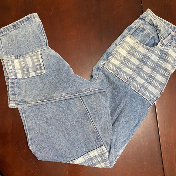 Nasty Gal High Rise Patchwork Jean, Size 6 - Picture 4 of 4